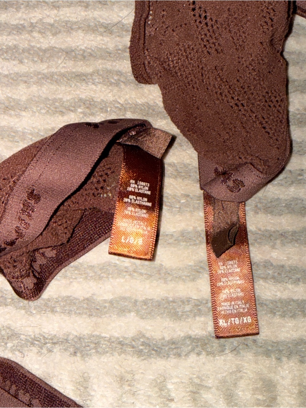 SKIMS Bundle (5 Pieces), Brown Lace Set, Ribbed Flare Pants, & Tees (L/XL) - Picture 3 of 9